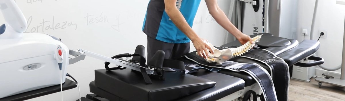 Tratamiento con camilla Trit&oacute;n